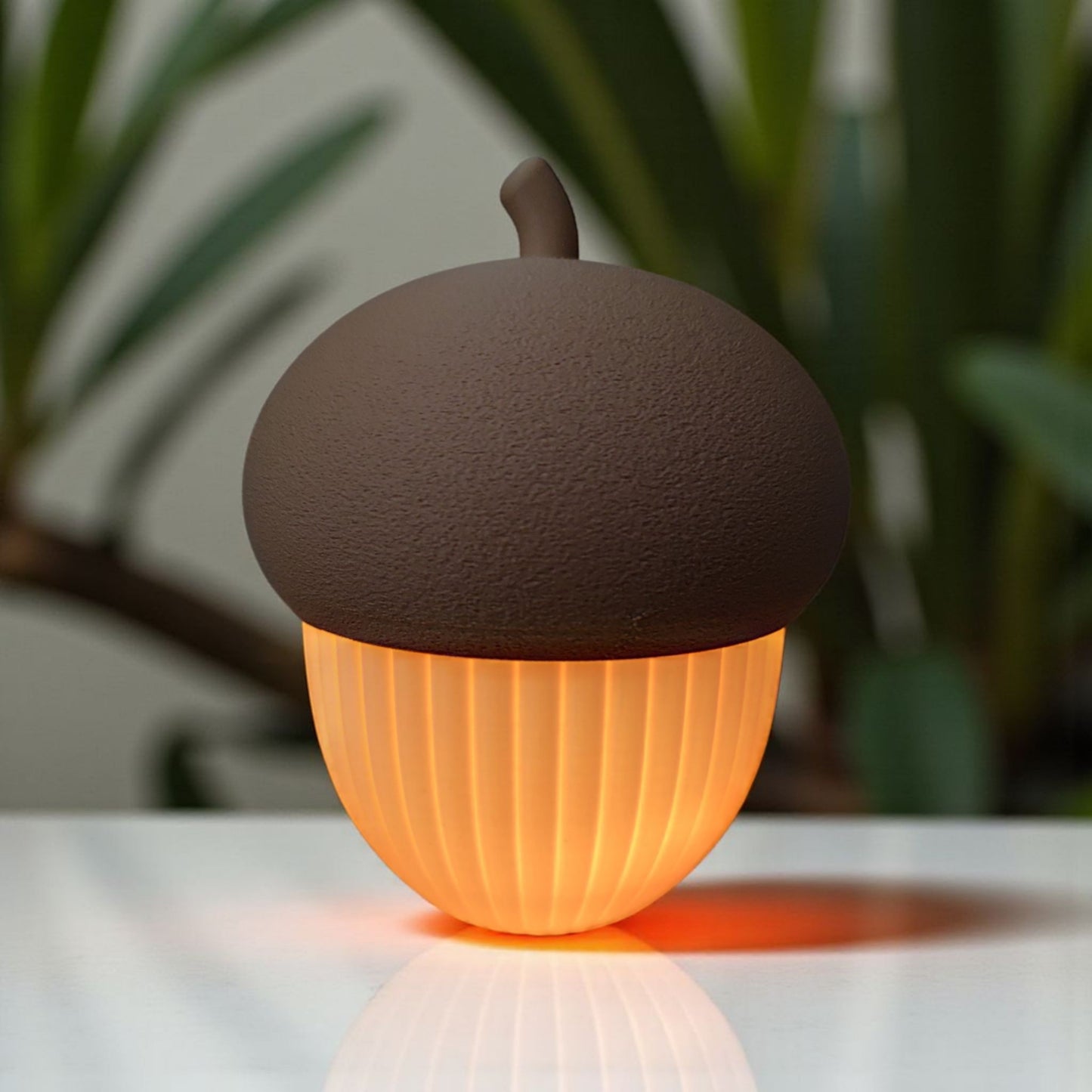 Ribbed acorn container (LED tealight compatible)