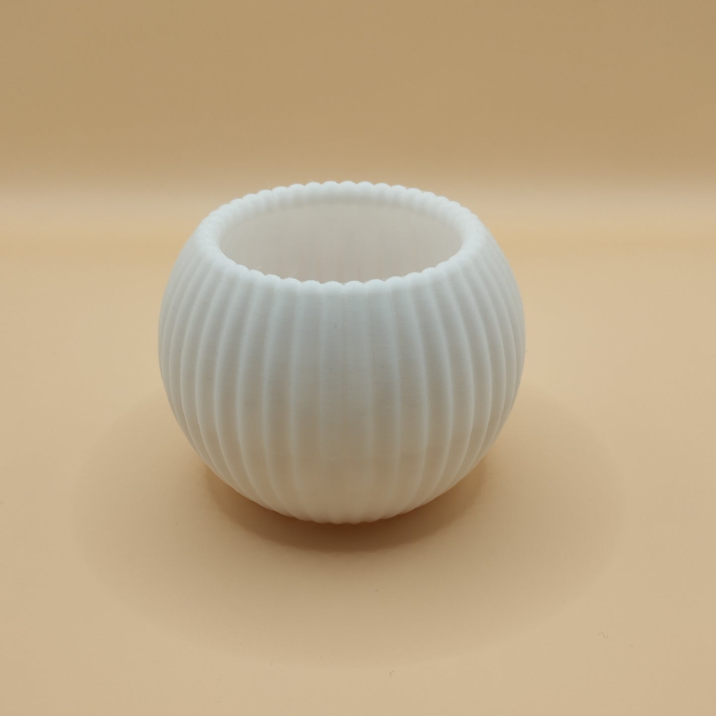 Modern Round Ribbed Candle, (LED) Tealight Holder
