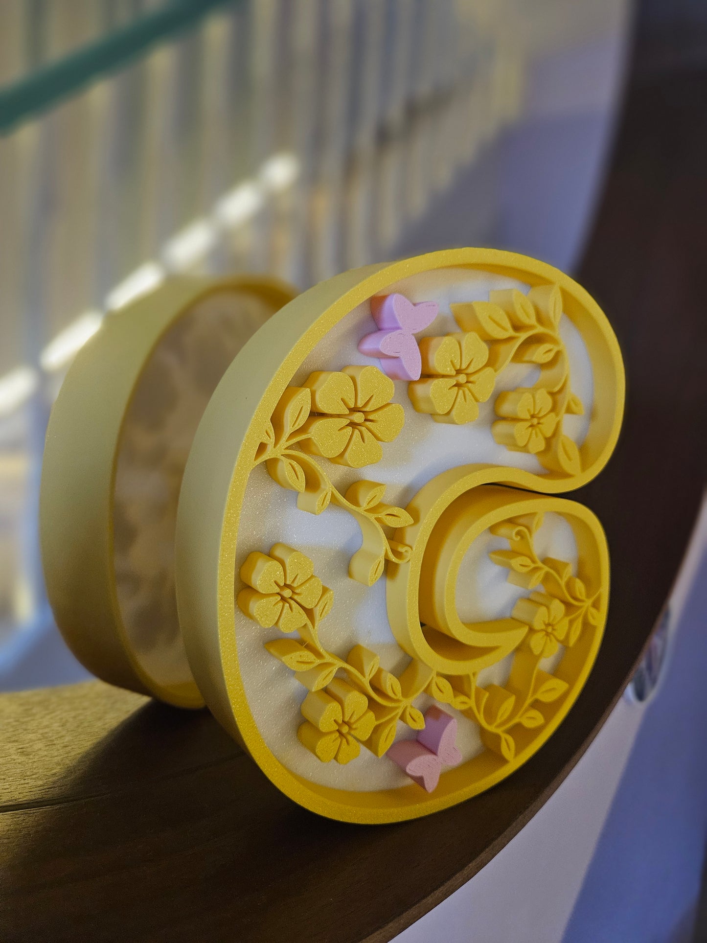 3D Floral Letter 'G' – Kids Room & Nursery Decor