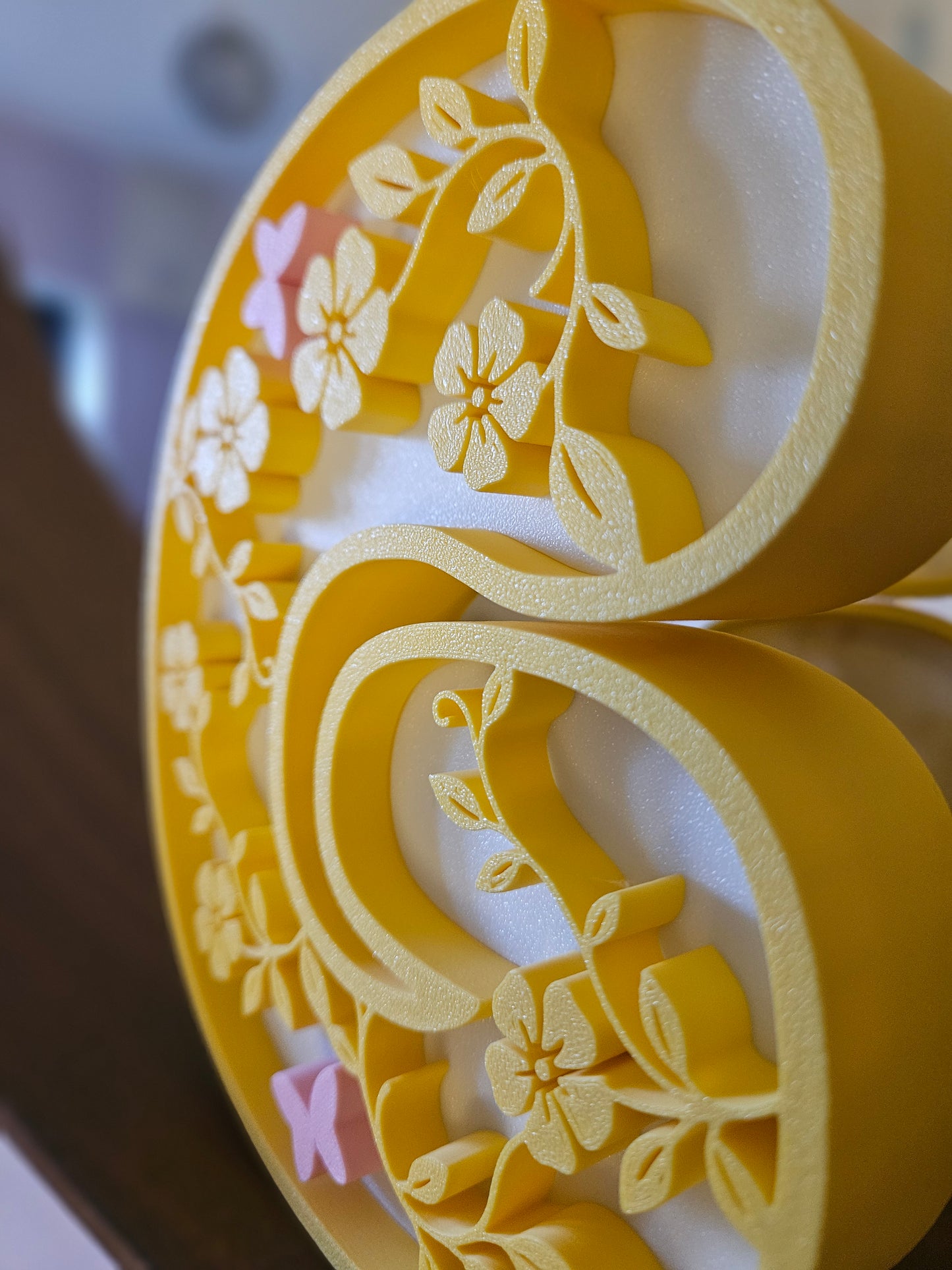 3D Floral Letter 'G' – Kids Room & Nursery Decor