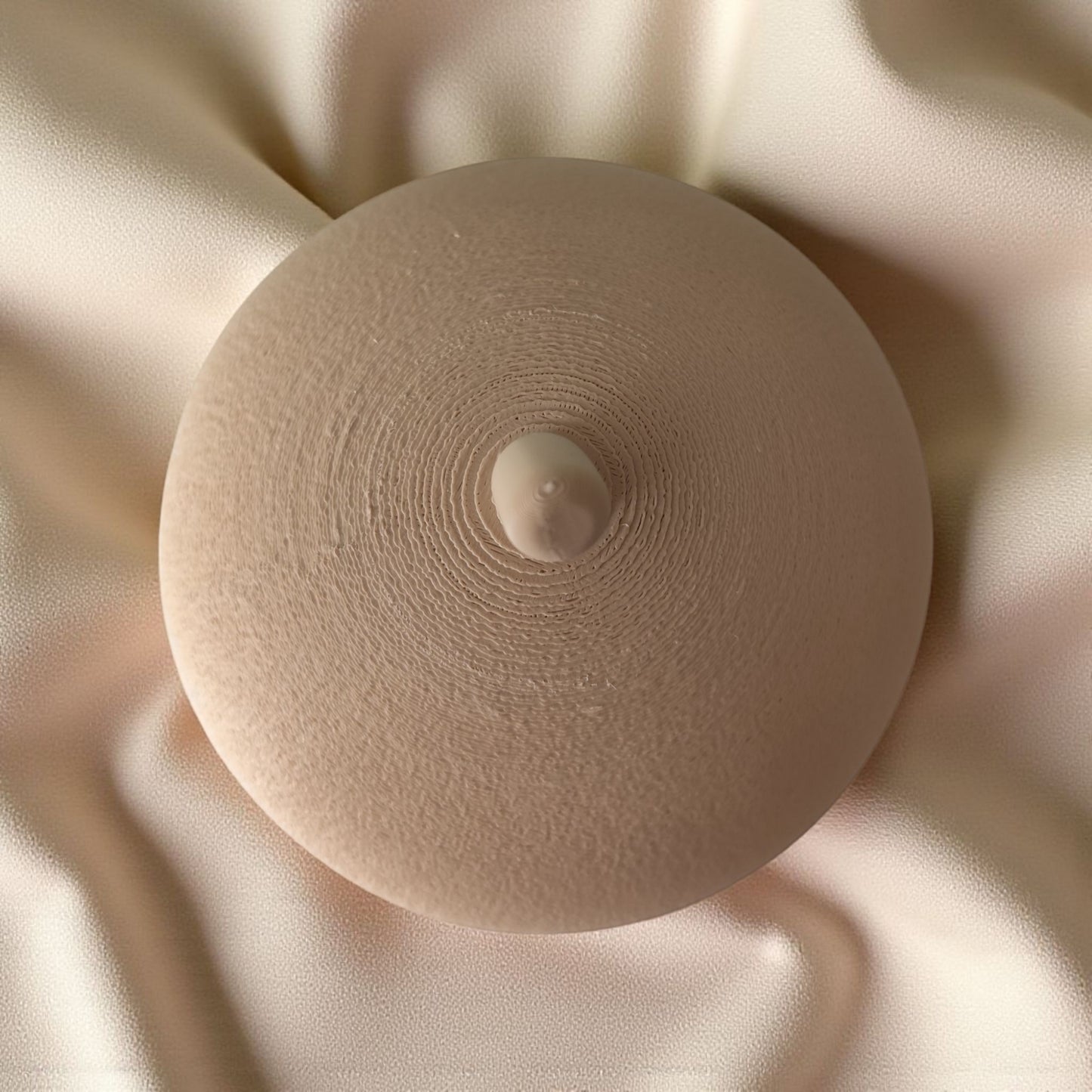 Ribbed acorn container (LED tealight compatible)