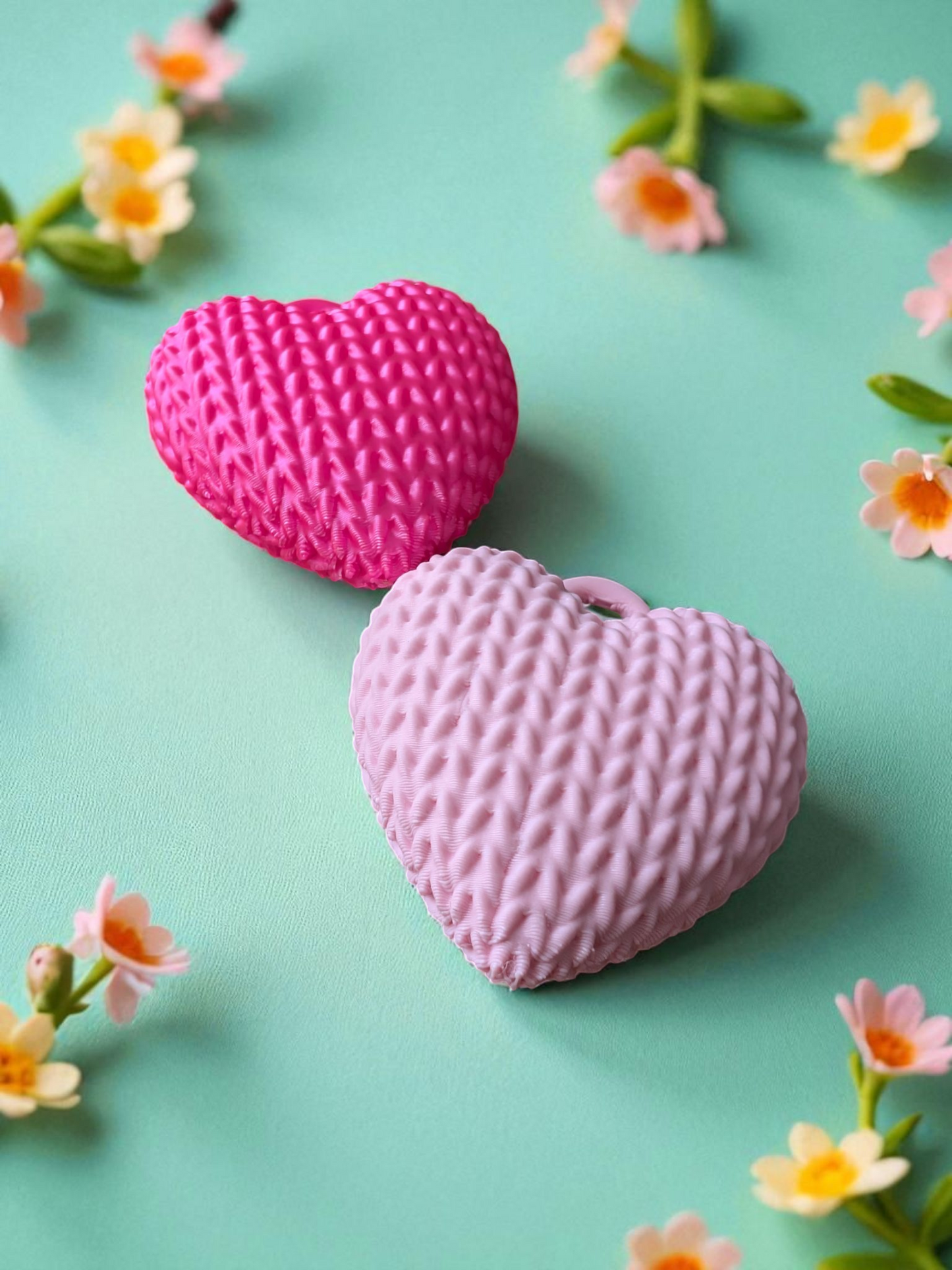 Cute Knitted Heart Keychain (No Assembly)