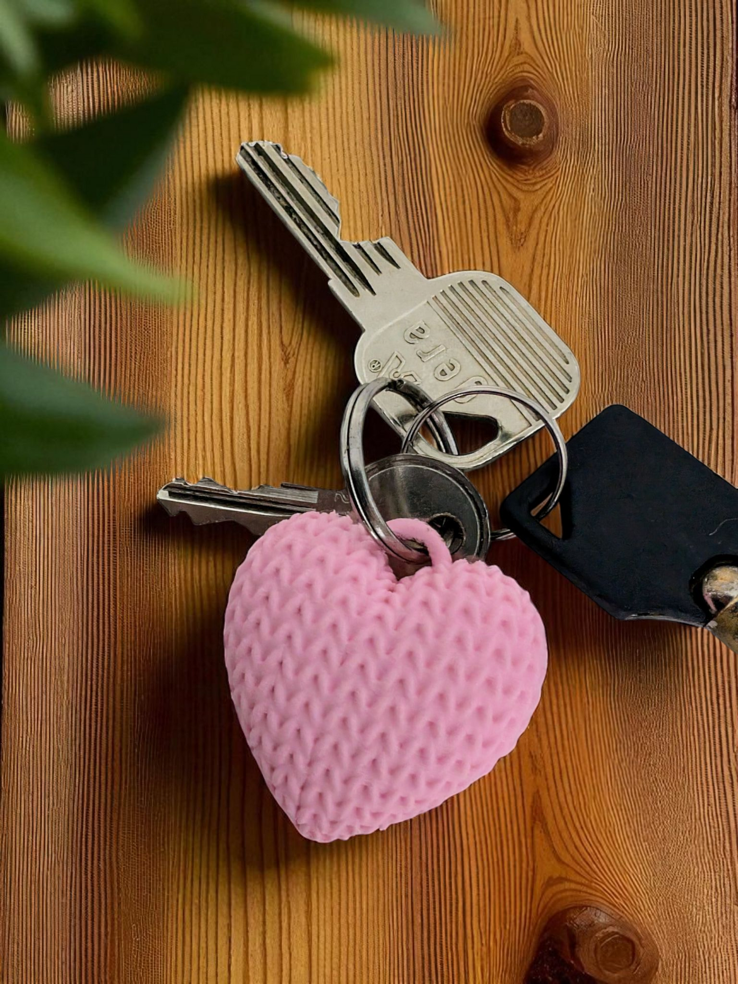 Cute Knitted Heart Keychain (No Assembly)