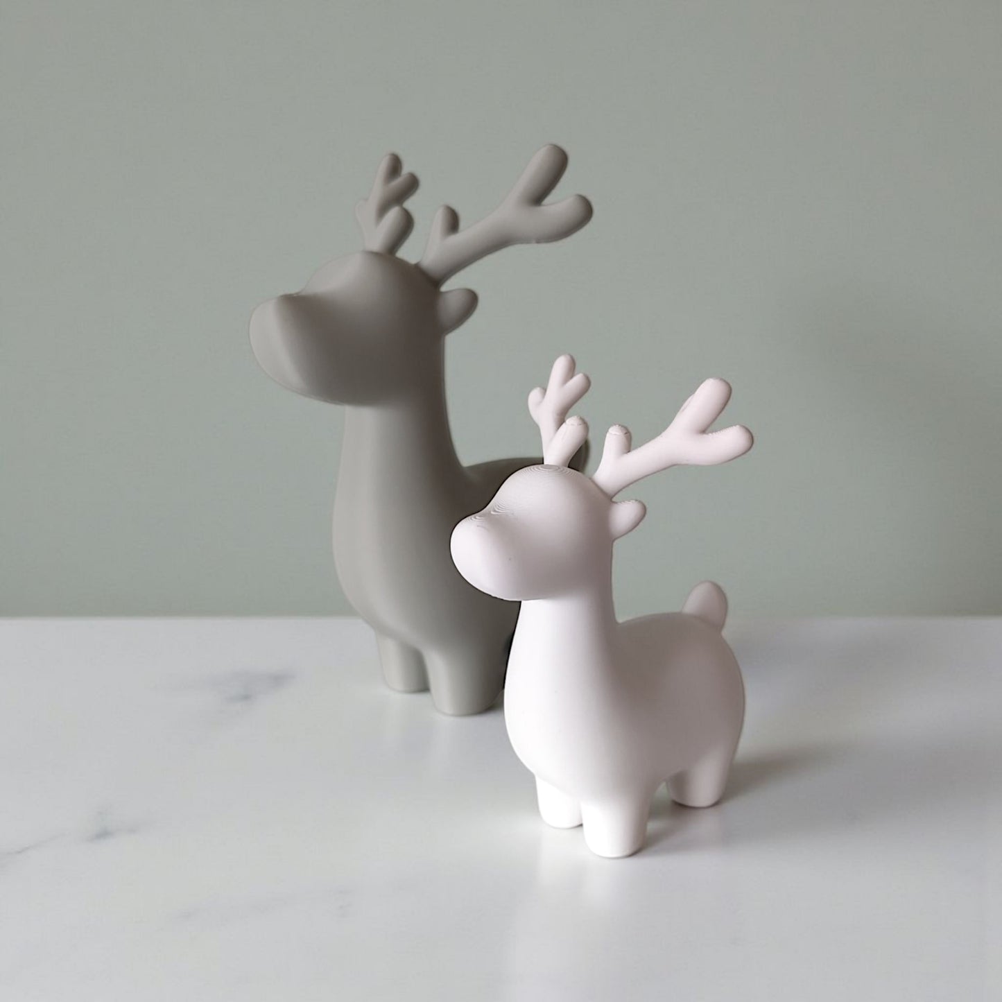 Cute minimalist Christmas reindeer decoration